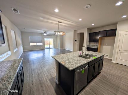 180 Walnut Drive, Fernley, NV 89408 Photo