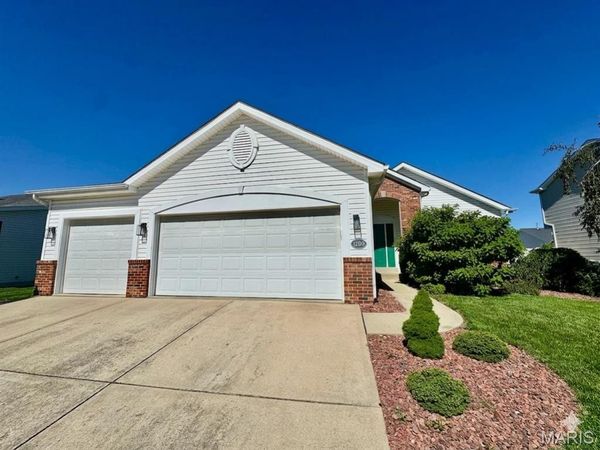 1209 Gulfstream Way , Mascoutah, IL 62258