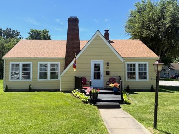 306 E Main Street , Bowling Green, MO 63334