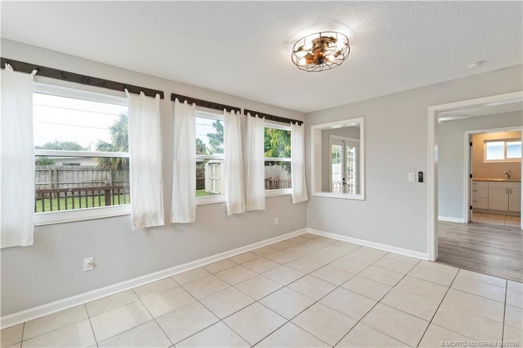 1028 NE Hansen Terrace, Jensen Beach, FL 34957 Photo