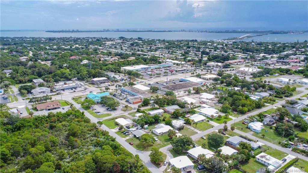 1028 NE Hansen Terrace, Jensen Beach, FL 34957 Photo