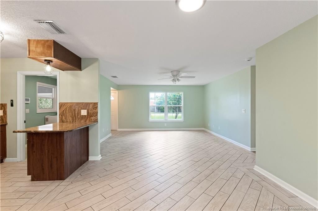 1028 NE Hansen Terrace, Jensen Beach, FL 34957 Photo