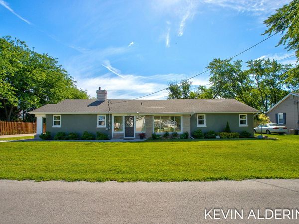 1738 92nd Avenue, Zeeland, MI 49464