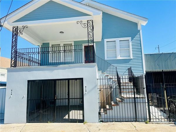 916 N BROAD Street , New Orleans, LA 70119