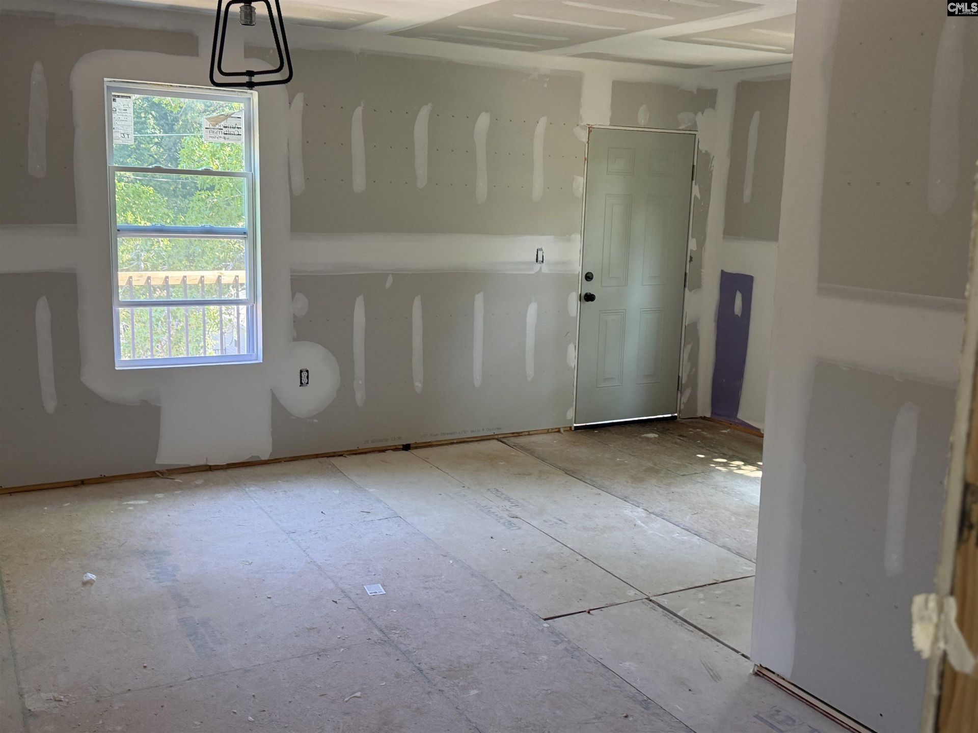 820 Dartmouth Avenue  Photo 5