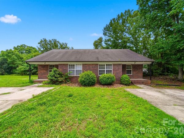 800 Horseshoe Lake Road, Lincolnton, NC 28092