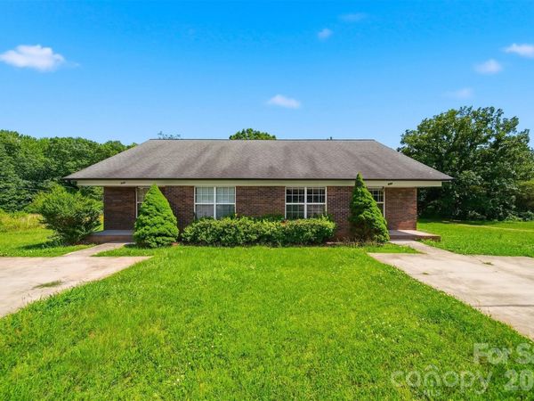 820 Horseshoe Lake Road, Lincolnton, NC 28092