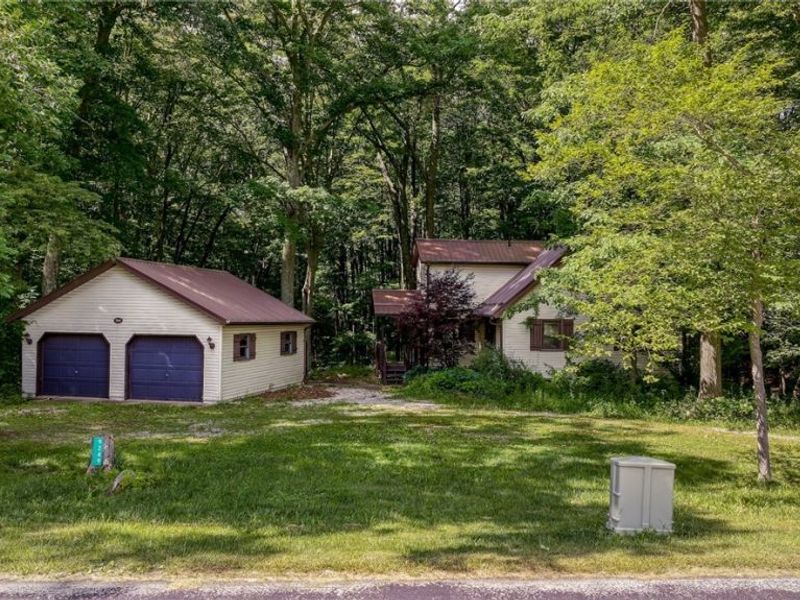 9249 Gilbert Road, Ravenna, OH 44266 Photo 1