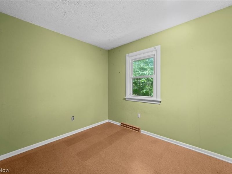 9249 Gilbert Road, Ravenna, OH 44266 Photo 35