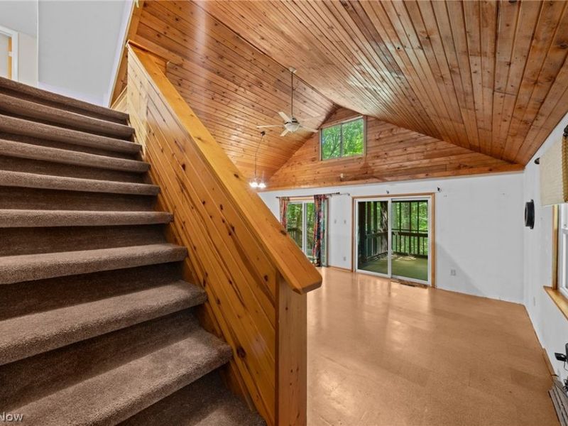 9249 Gilbert Road, Ravenna, OH 44266 Photo 36