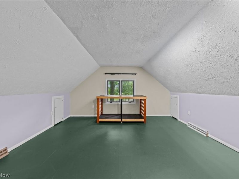 9249 Gilbert Road, Ravenna, OH 44266 Photo 39