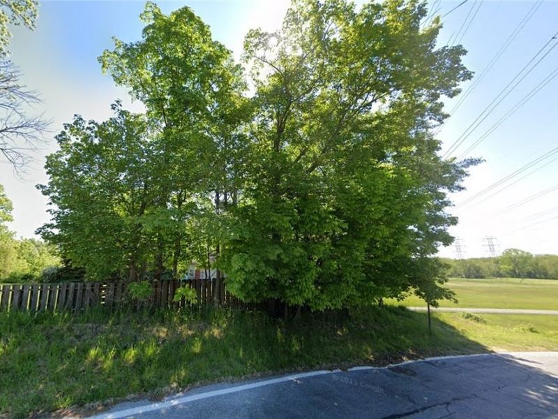 155 Erie Road, Eastlake, OH 44095 Photo 2