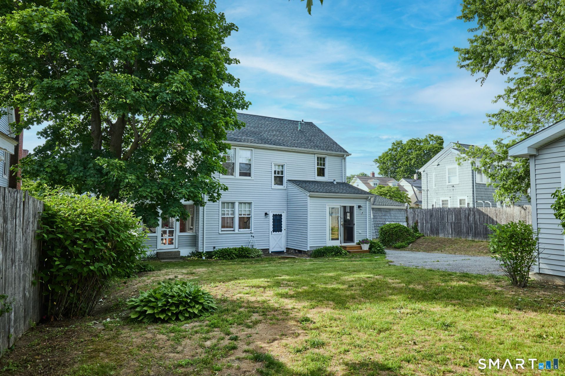 105 Dixon, Bridgeport, CT 06604 Main Photo