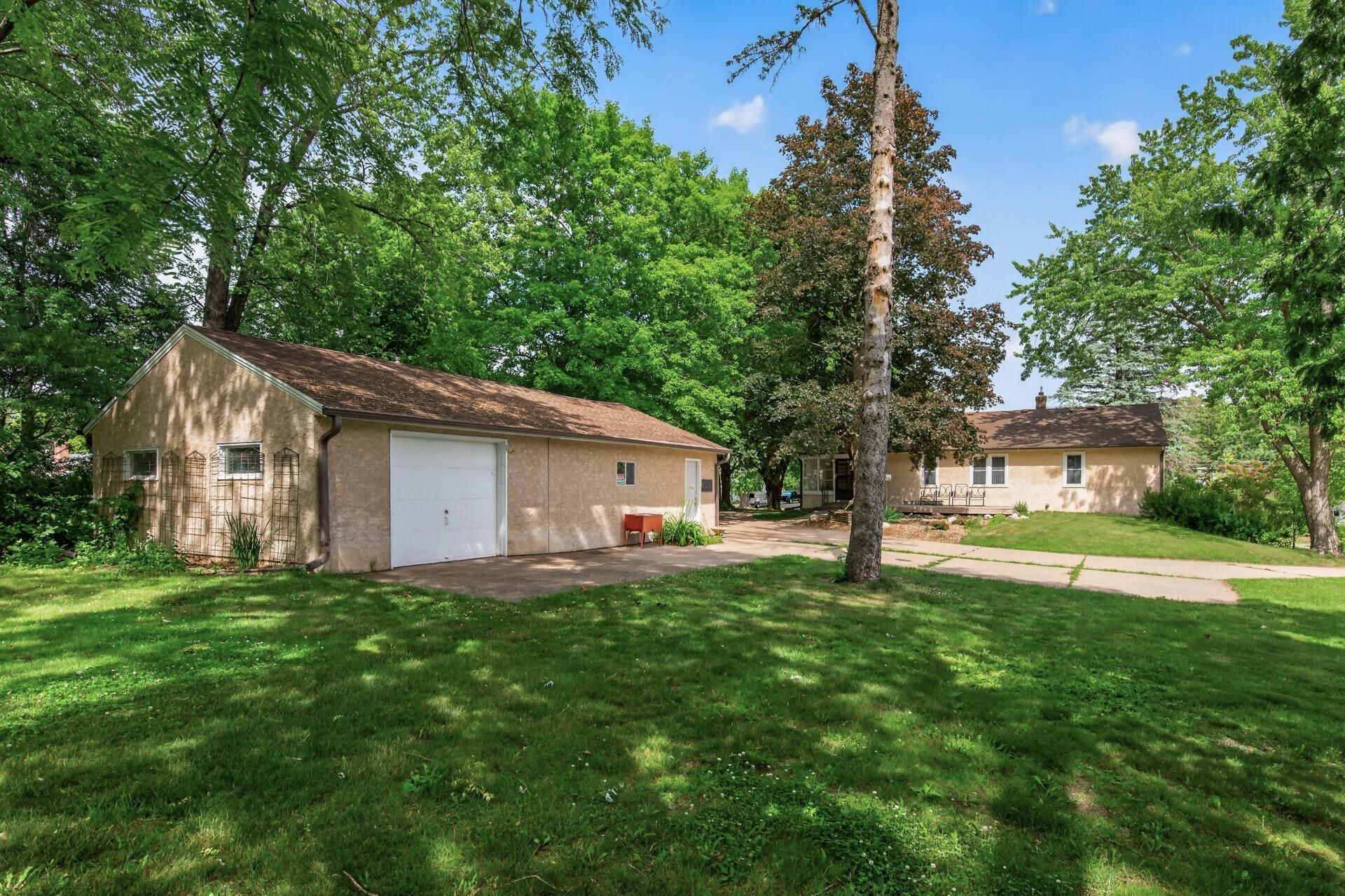 2559 Clarence Street, Maplewood, MN 55109
