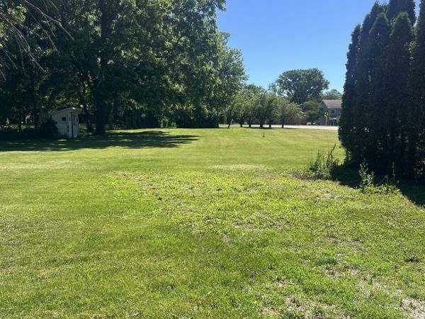 42192 N Chase Court , Antioch, IL 60002