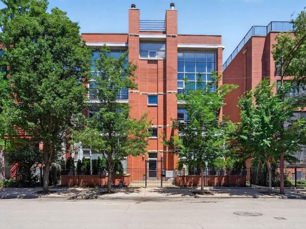 850 W Erie Street, Unit 3W, Chicago, IL 60642