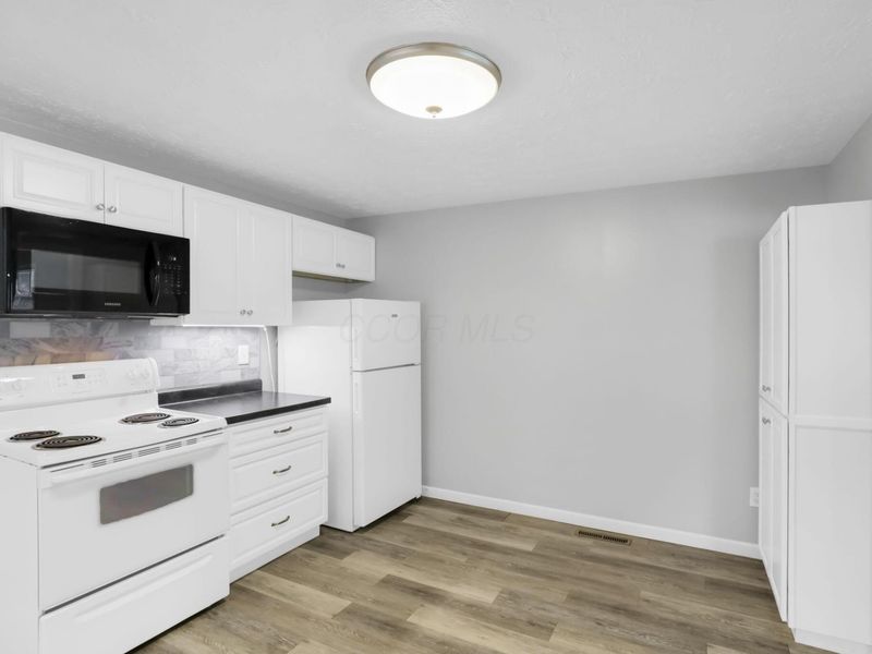 3671 Brookline Avenue , Columbus, OH 43223 Photo 12