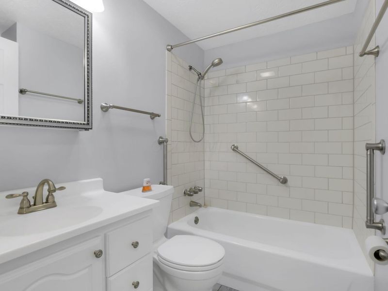 3671 Brookline Avenue , Columbus, OH 43223 Photo 18