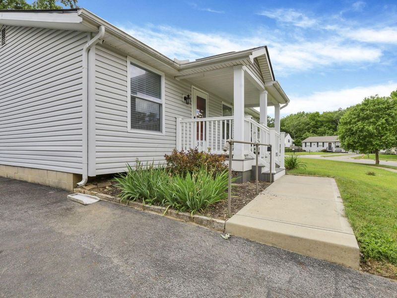 3671 Brookline Avenue , Columbus, OH 43223 Photo 2