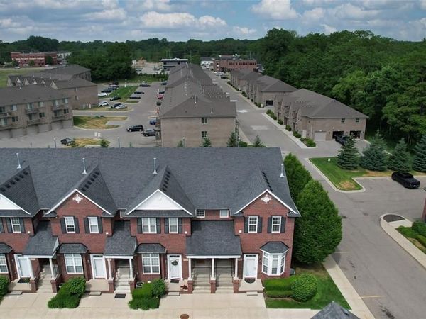 53274 Providence Drive W , Shelby Twp, MI 48316