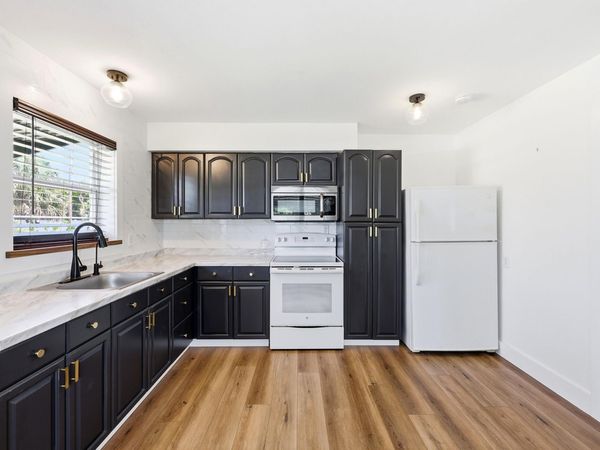 2708 Hinda Road, Unit 2708, West Palm Beach, FL 33403