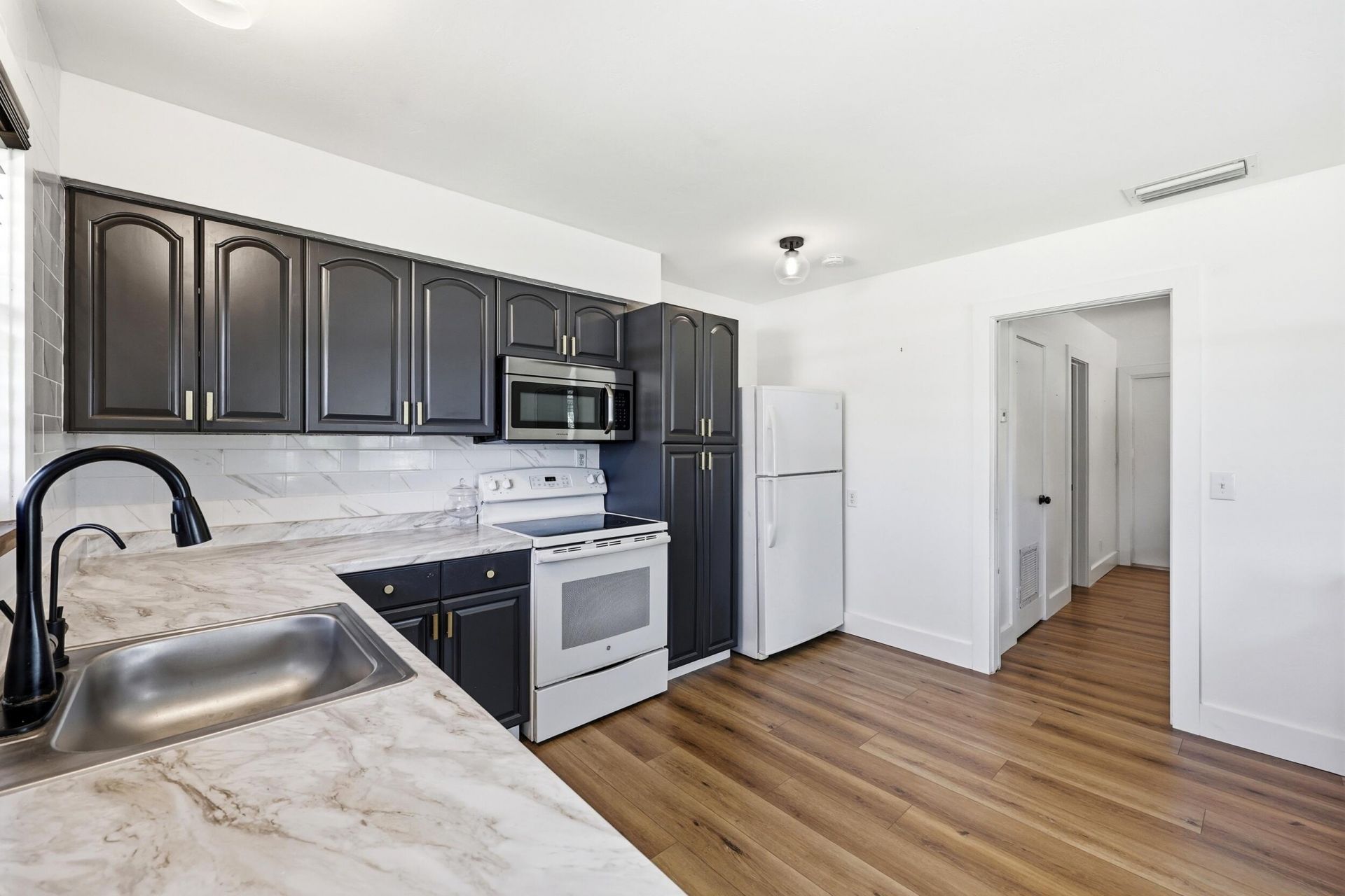 2708 Hinda Road, Unit 2708, West Palm Beach, FL 33403 Photo