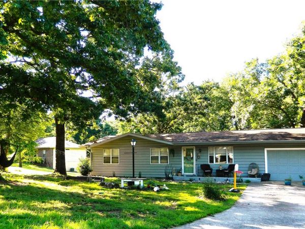 17 Ipswich Drive , Bella Vista, AR 72714