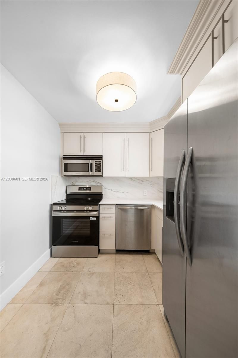 1610 Lenox Ave, Unit 316, Miami Beach, FL 33139 Photo