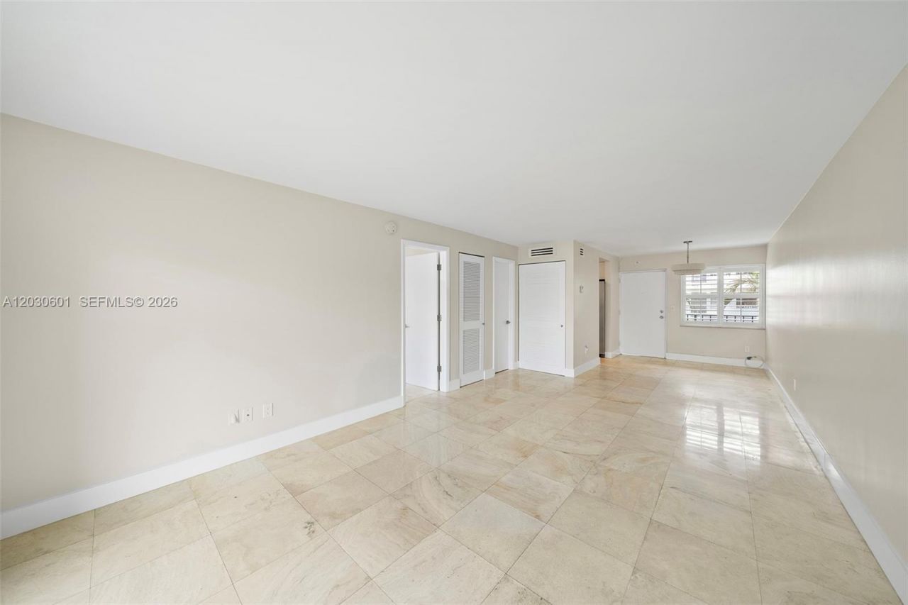 1610 Lenox Ave, Unit 316, Miami Beach, FL 33139 Photo