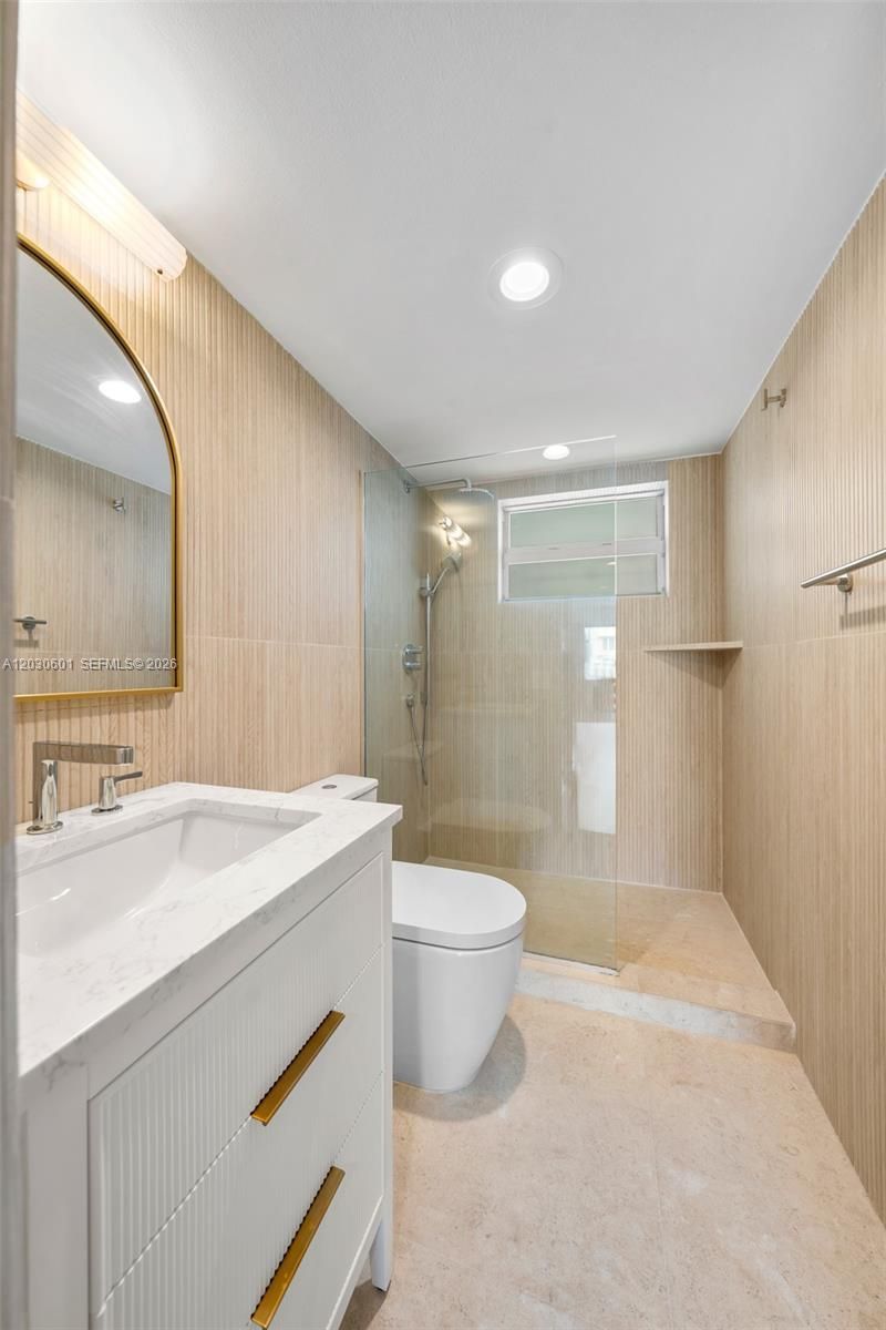 1610 Lenox Ave, Unit 316, Miami Beach, FL 33139 Photo