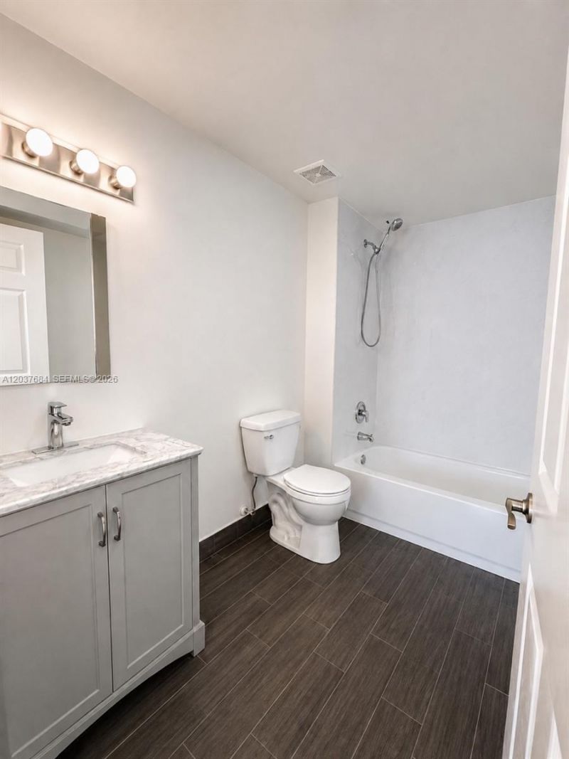 711 SW 111th Way , Unit 105, Pembroke Pines, FL 33025 Photo