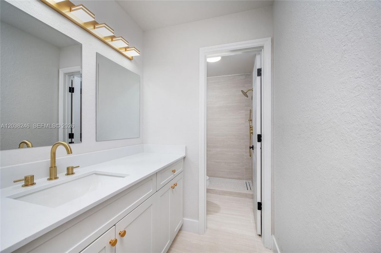 Please Call For Address, Miami, FL 33187 Photo