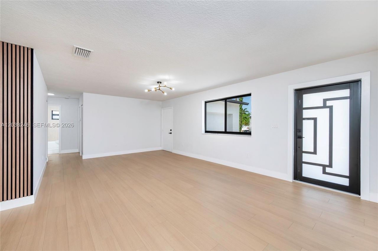 Please Call For Address, Miami, FL 33187 Photo