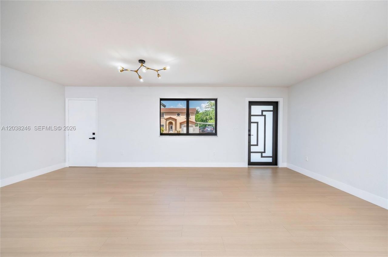Please Call For Address, Miami, FL 33187 Photo