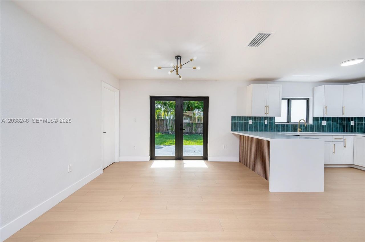 Please Call For Address, Miami, FL 33187 Photo