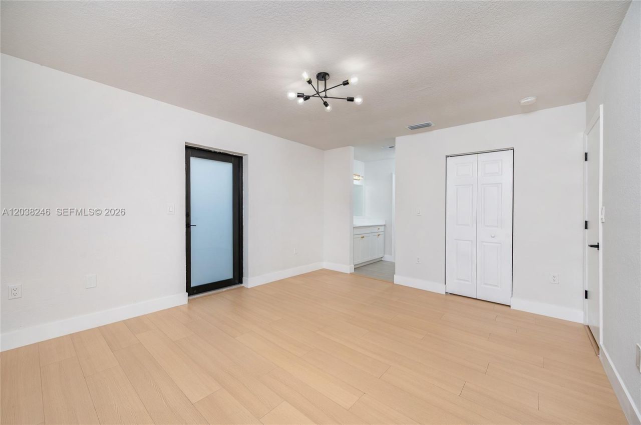 Please Call For Address, Miami, FL 33187 Photo