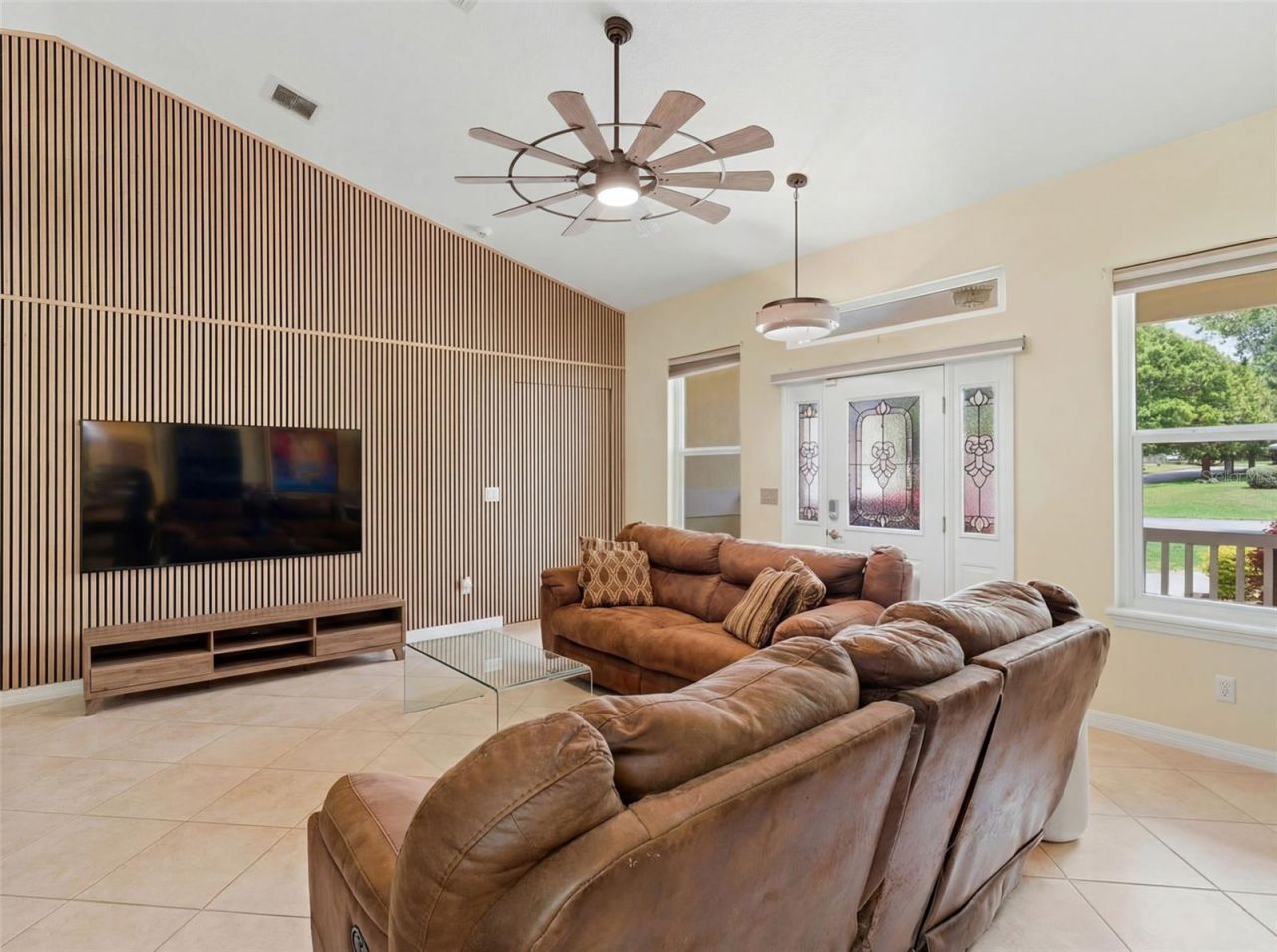 3510 Hunters Trail Circle , Eustis, FL 32726 Photo