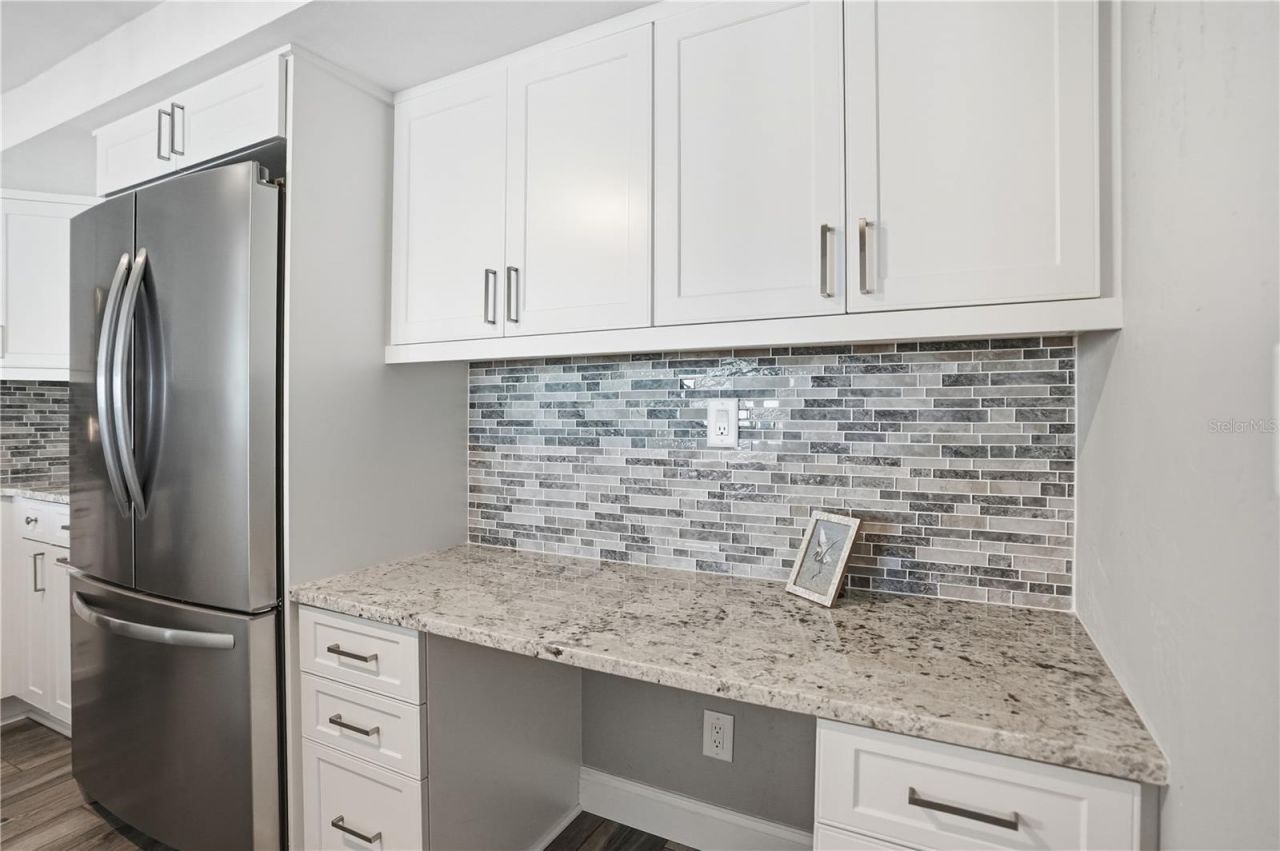 16330 Gulf Boulevard, Unit 306, Redington Beach, FL 33708 Photo