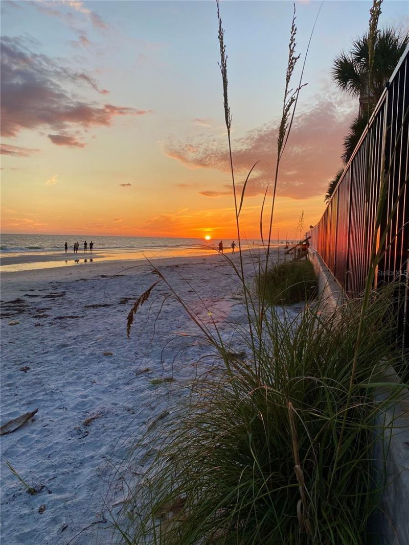16330 Gulf Boulevard, Unit 306, Redington Beach, FL 33708 Photo