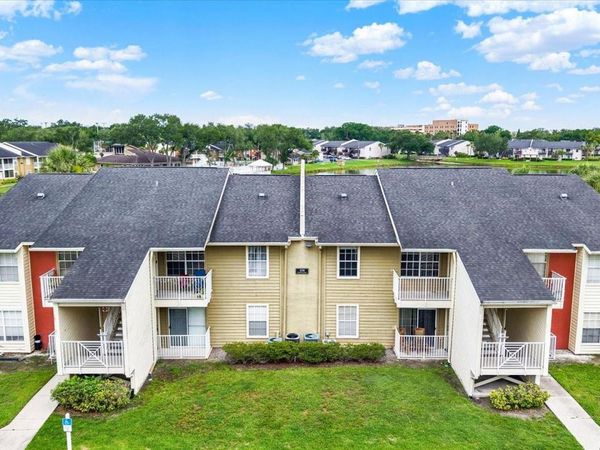 308 LAKE PARSONS GREEN, Unit 203, BRANDON, FL 33511