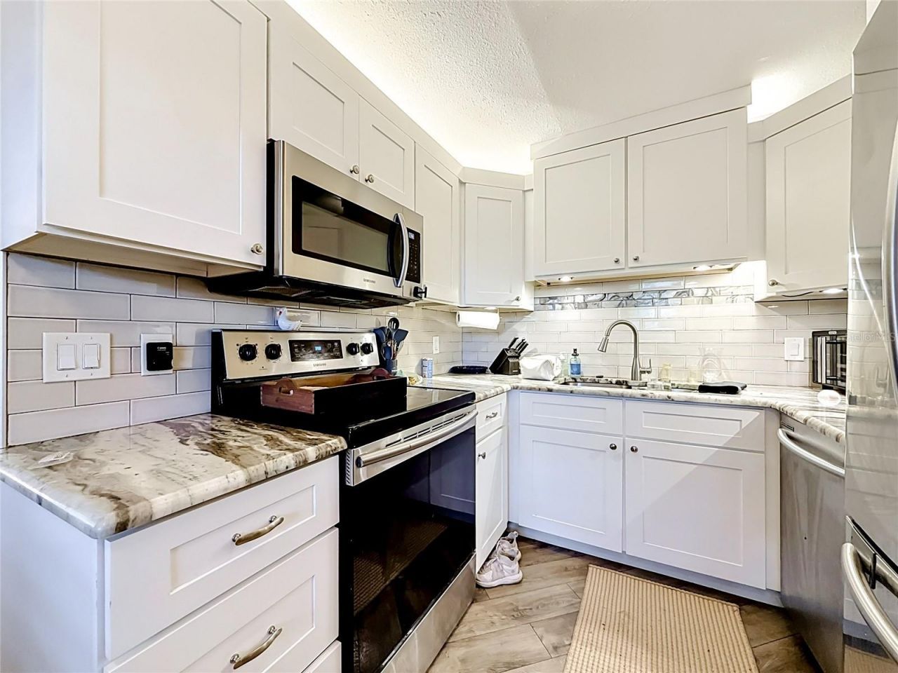 4050 4th Street N, Unit 304, Saint Petersburg, FL 33703 Photo