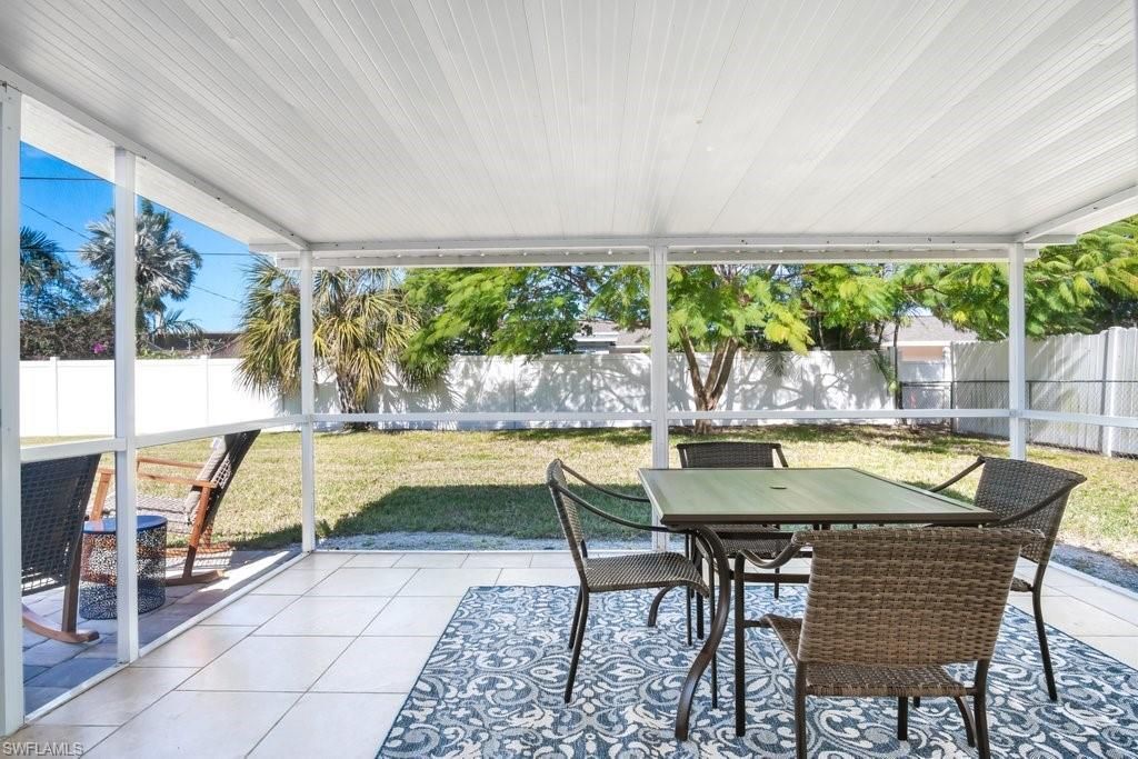 1207 Hernando St , Naples, FL 34103 Photo