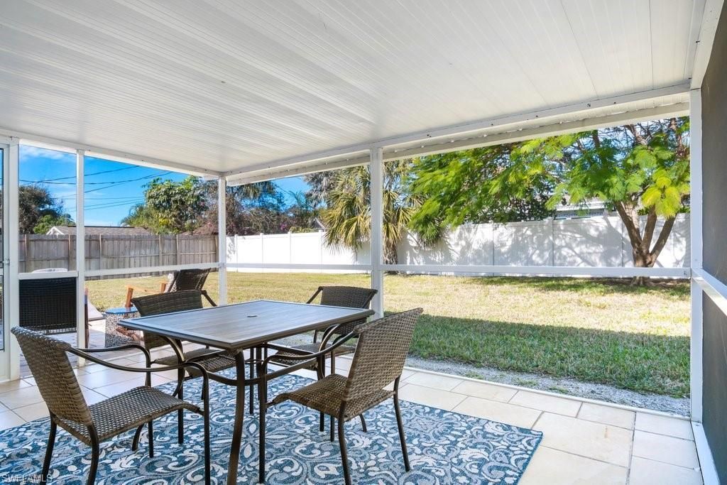 1207 Hernando St , Naples, FL 34103 Photo