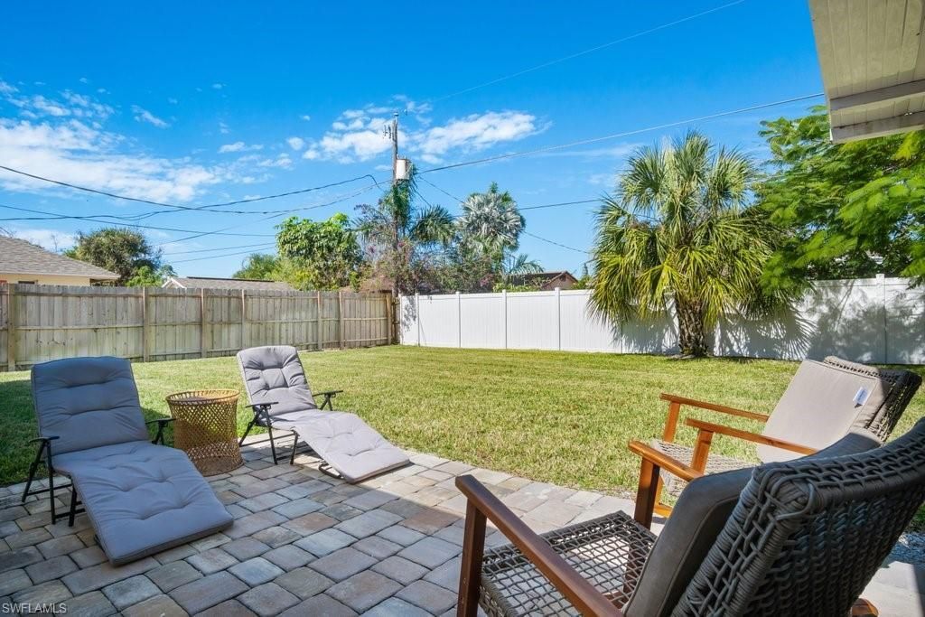 1207 Hernando St , Naples, FL 34103 Photo