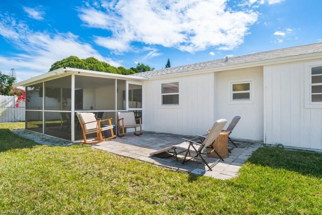 1207 Hernando St , Naples, FL 34103 Photo