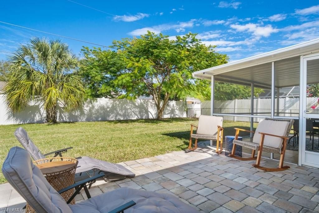 1207 Hernando St , Naples, FL 34103 Photo