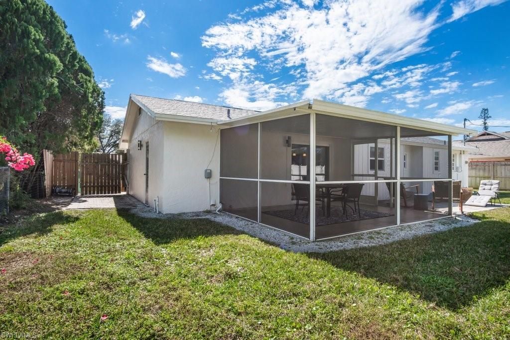 1207 Hernando St , Naples, FL 34103 Photo