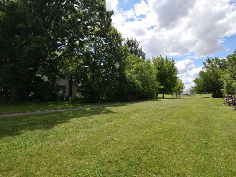 302 Elliot Road, Russells Point, OH 43348 Photo 10