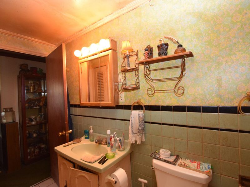 302 Elliot Road, Russells Point, OH 43348 Photo 8