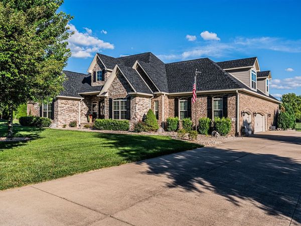 320 Sierra Nevada Way , Bowling Green, KY 42104